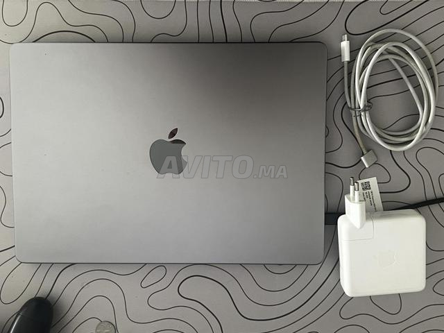 🍎 MacBook Pro 14” M1 Max – 32 Go RAM – 1 To SSD