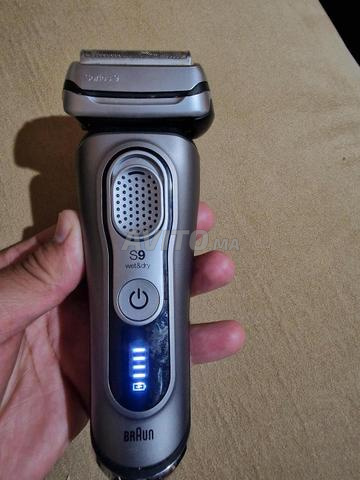 Rasoir Braun Series 9 Wet & Dry original en excellent état