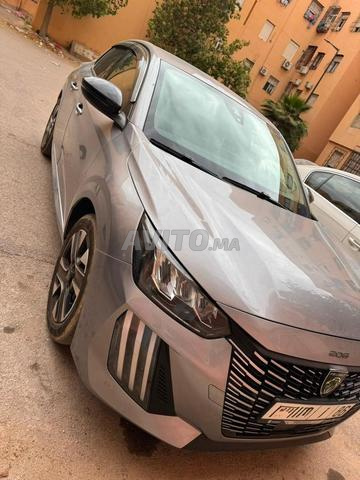 Peugeot 208 Diesel 2025 à Marrakech - 2