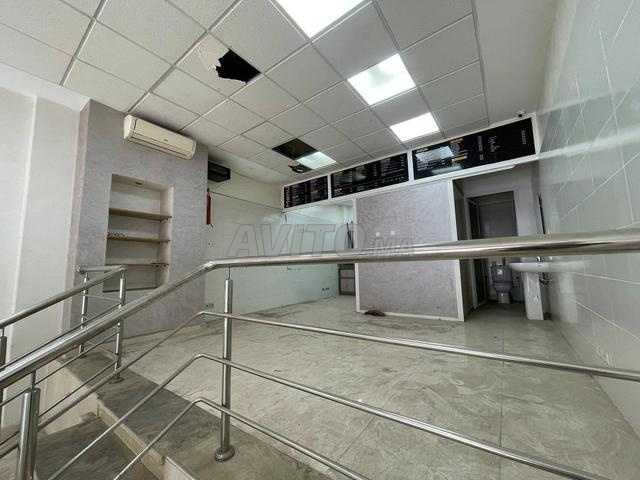 Magasin à Vendre situé à côté de l'Hivernage - 2