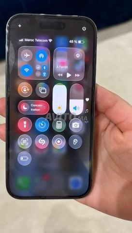 iPhone 14 pro move officiel 256 Gb 90 batterie esim - 2