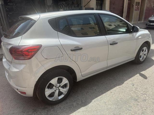 Dacia Sandero loureat sans Ad-bleu - 2