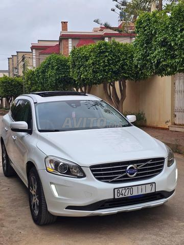 فولفو XC60 ديزل أوتوماتيك - 2