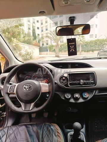 Toyota Yaris 2020 Essence 1er main