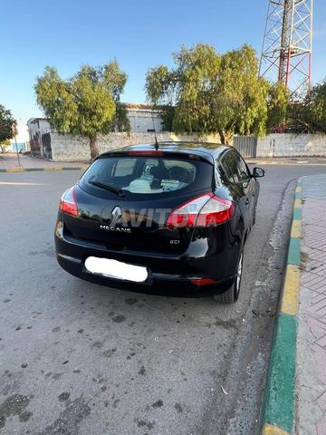 رينو ميجان 3 ديزل 2013 بحالة ممتازة - 2