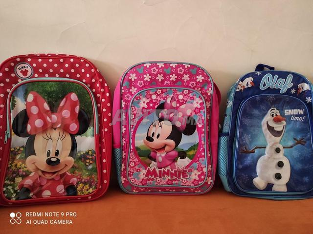 Plusieurs cartables et trousses neufs - 2