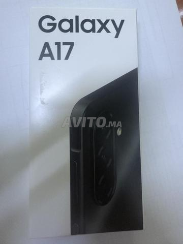 Samsung A17 neuf