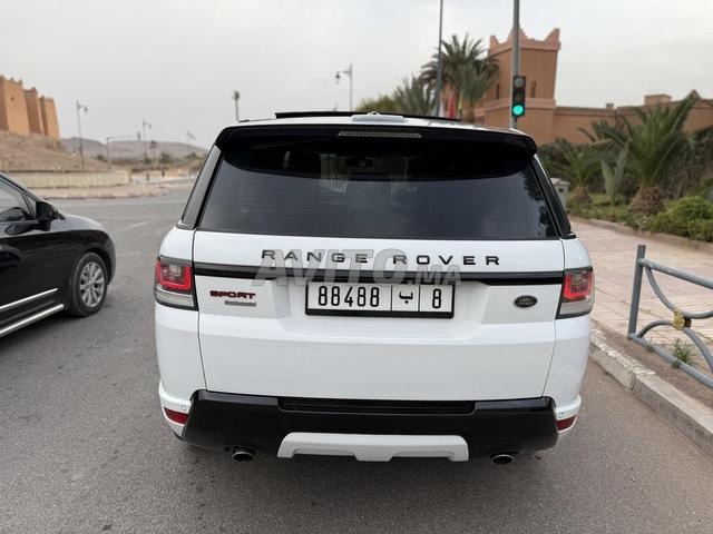 Land Rover - 2
