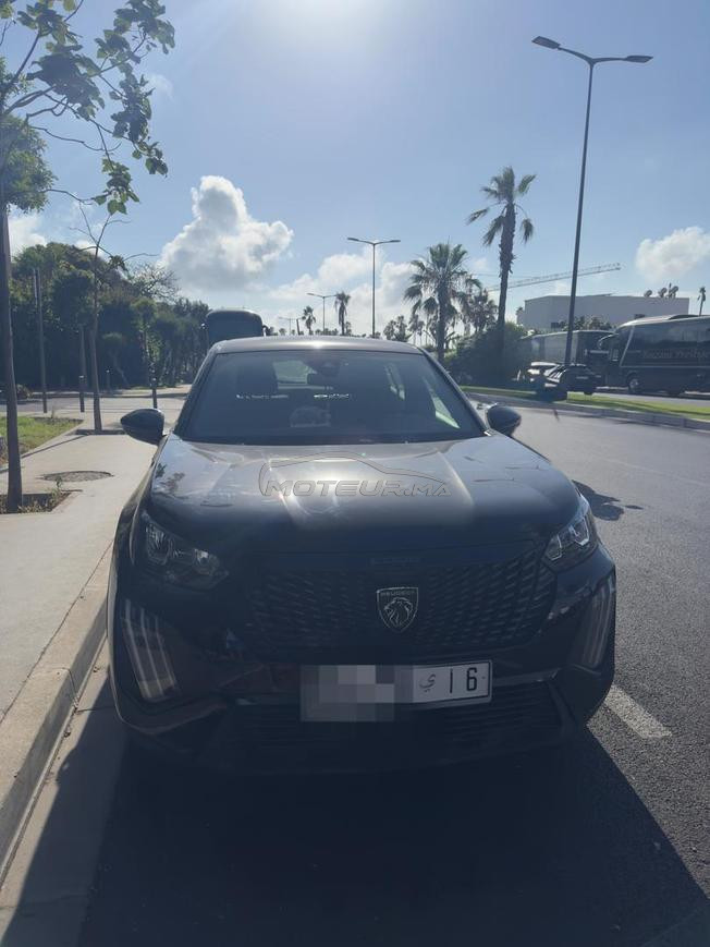 peugeot 2008 comme neuf 