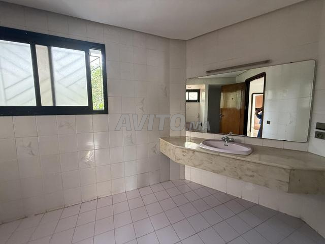Villa Spacieuse à Louer Souissi RABAT