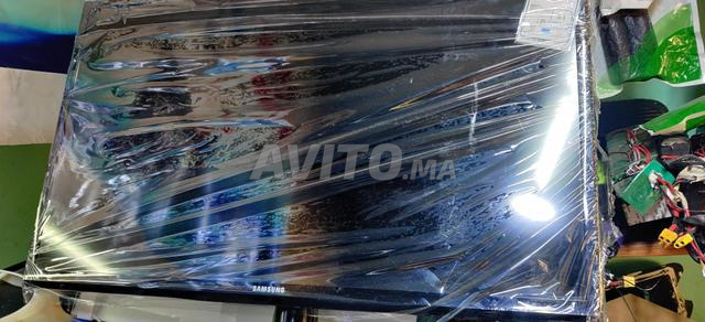تلفزيون سامسونج 32 بوصة - 2
