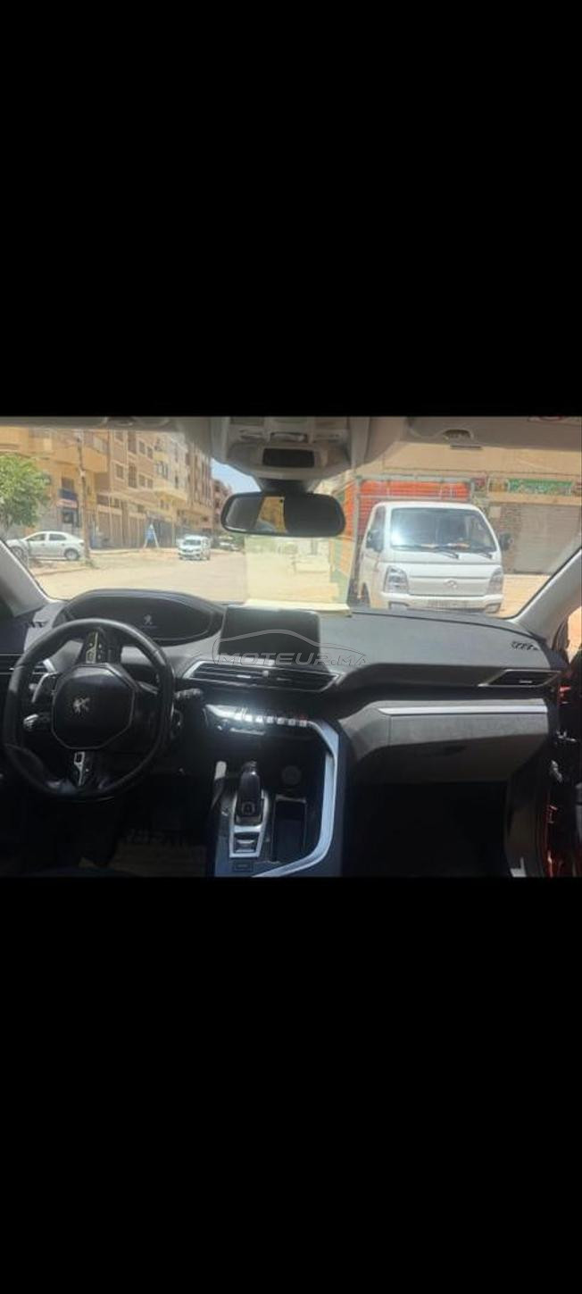 سيارة للبيع بتمن مناسب تتواجد في اكادير