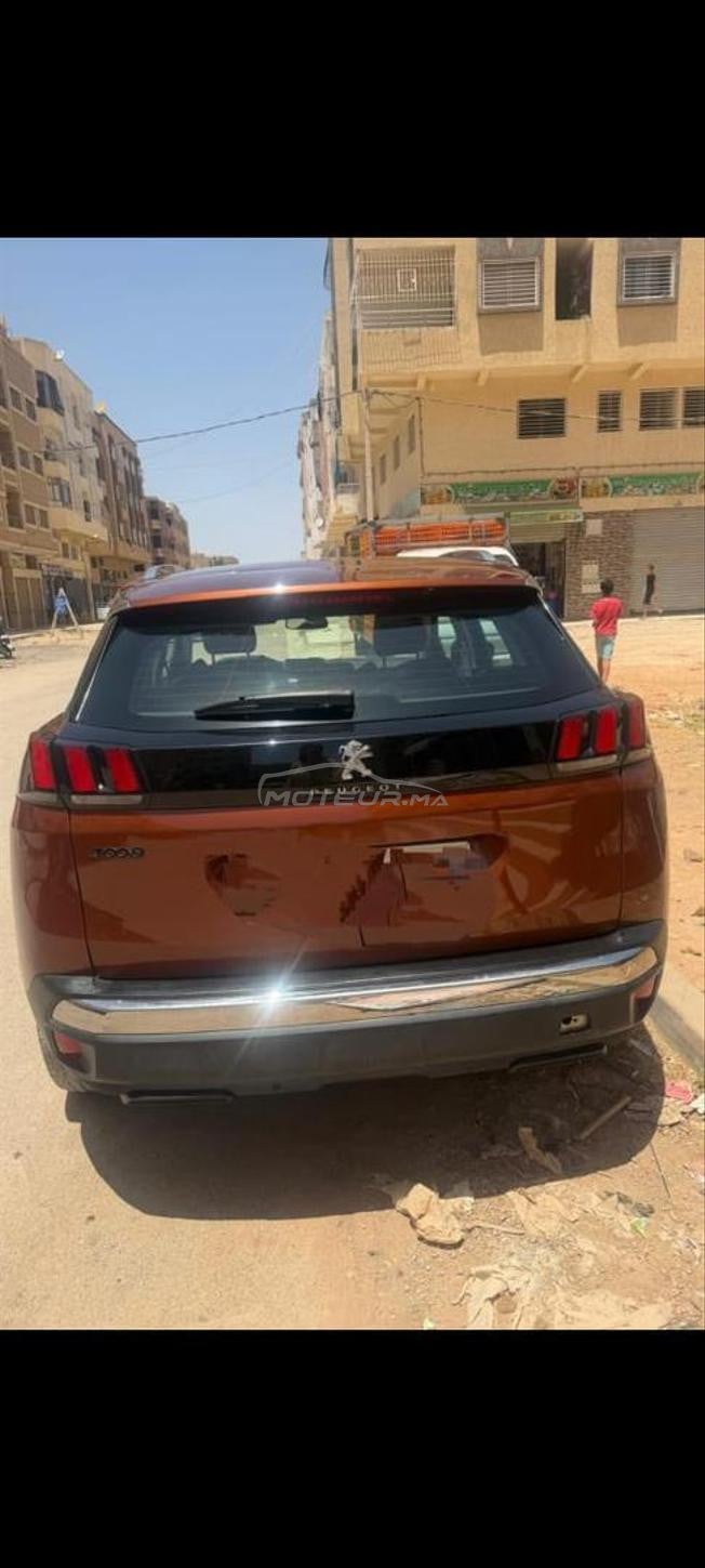 سيارة للبيع بتمن مناسب تتواجد في اكادير