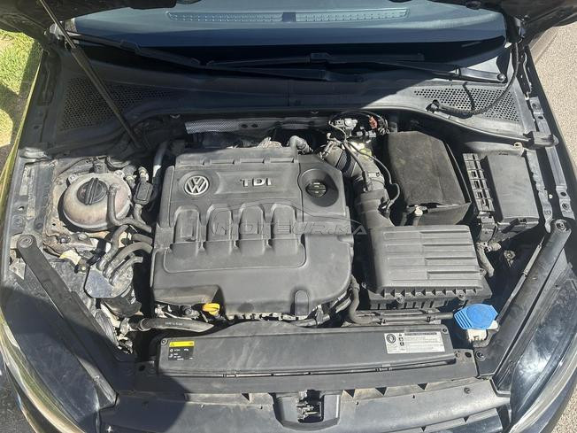 je mets en vente ma voiture en bonne état 