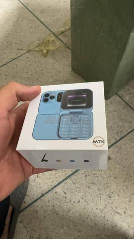Petit téléphone i16 pro - 2