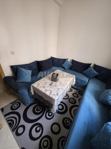 Canapé, table et tapis - 2