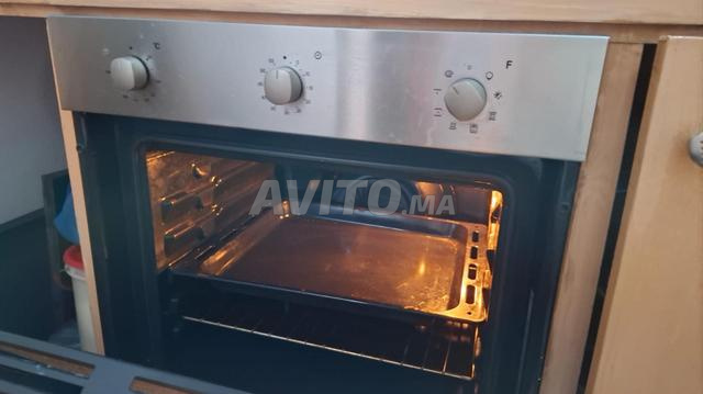 Four Encastré Électricité Chaleur Tournante 70L - 2