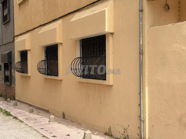 APPARTEMENT À VENDRE - 2