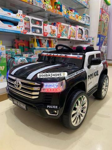 VOITURE DE POLICE ÉLECTRIQUE 12V - 2