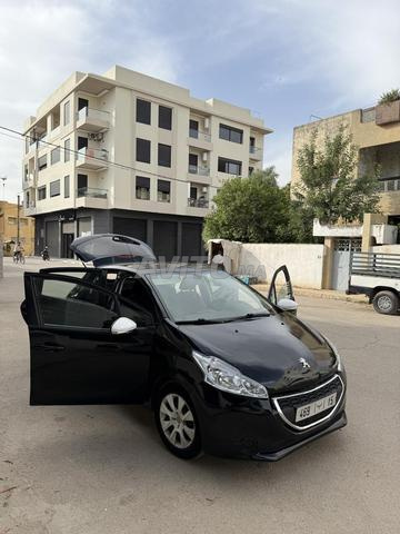 Peugeot 208 manuelle 2014 diesel très bon état - 2