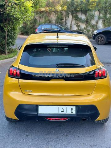 PEUGEOT 208 automatique - 2