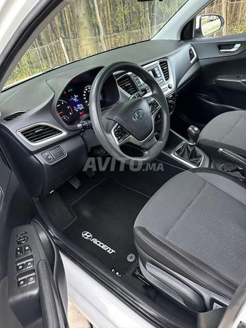 HYUNDAI ACCENT - 2