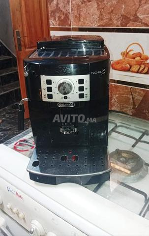 Machine à café automatique Delonghi Magnifica S - 2