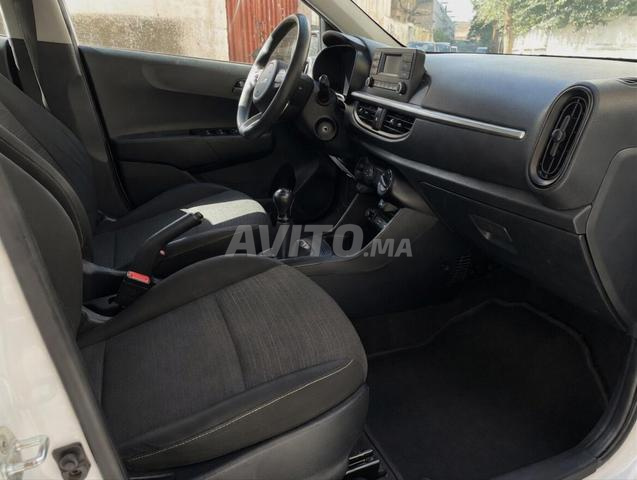KIA PICANTO manuelle Essence 2022 à Casablanca