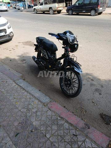 Moto 33 bonne - 2