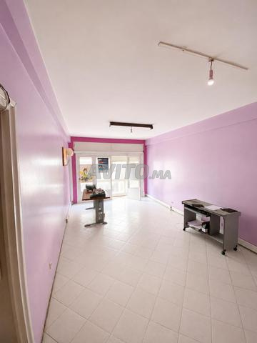 Bureau à louer avec fonds de commerce à Hassan 100m² - 2