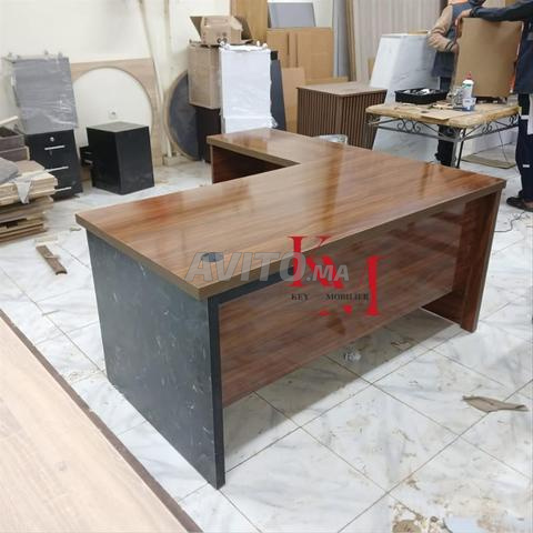 BUREAUX FBK SUR COMMANDE - 2