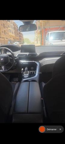 Voiture Peugeot 3008 - 2