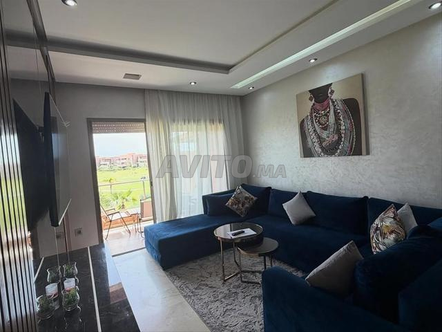 شقة فاخرة للإيجار - 2