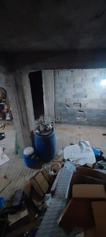 Local commercial. Moitié d'un local à vendre 58m avec cave de plus de 100m - 2