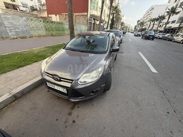 Ford focus bon état 2013 - 2