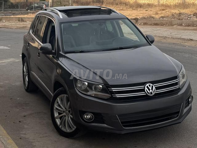 Volkswagen Tiguan - 2