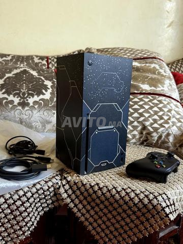 Xbox Series X بحالة كالجديدة - 2