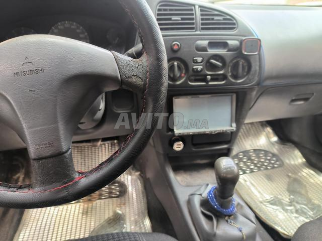 Mitsubishi Lancer essence - 2