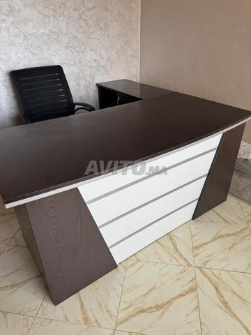 Bureau d'angle et chaise de bureau - 2