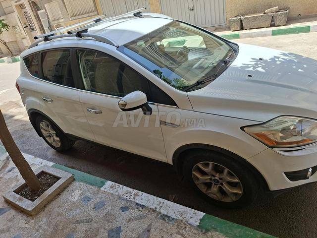 Ford Kuga - 2
