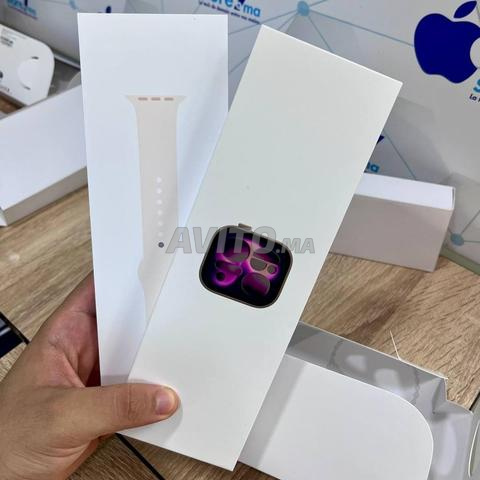 Apple watch Series 11 - 42 mm - NEUF