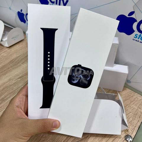 Apple watch Series 11 - 42 mm - NEUF