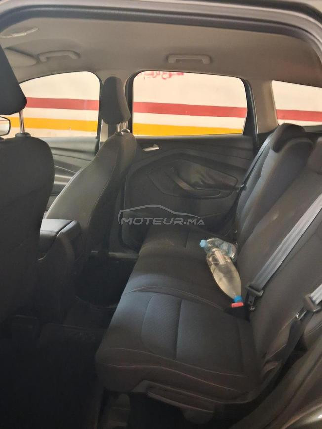 Ford Kuga tres bonne état
