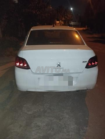 Peugeot 301 Diesel Manuelle 2021 à Casablanca - 2