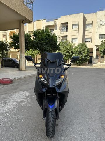 TMAX 560 neuf - 2