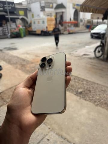 iPhone 14 Pro - 2