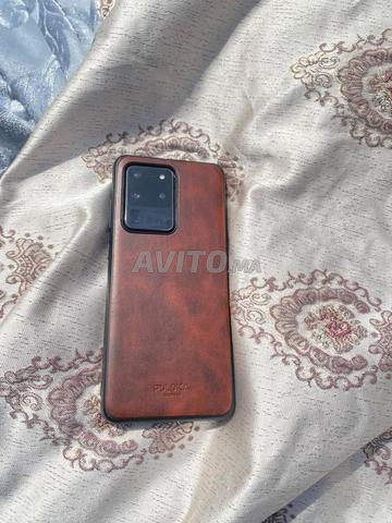 Samsung Galaxy S20 Ultra 12 Go RAM 128 Go très propre - 2