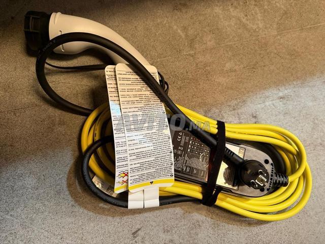 Câble 220v neuf pour véhicule électrique - 2