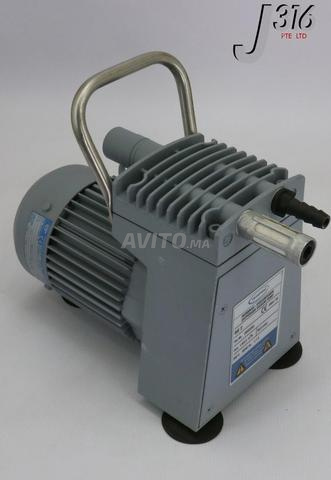 مضخة تفريغ مختبرية Vacuubrand ME 2 - 2