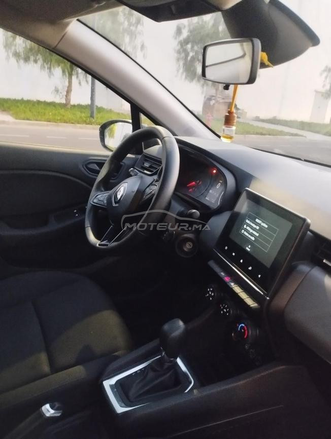 Renault Clio Essence Automatique 2023 à Agadir